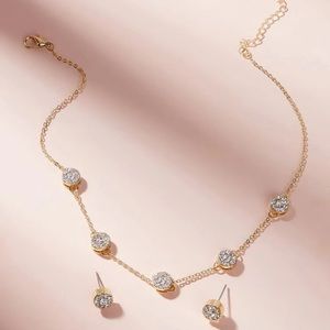 Rhinestone 3 piece necklace &earrings
